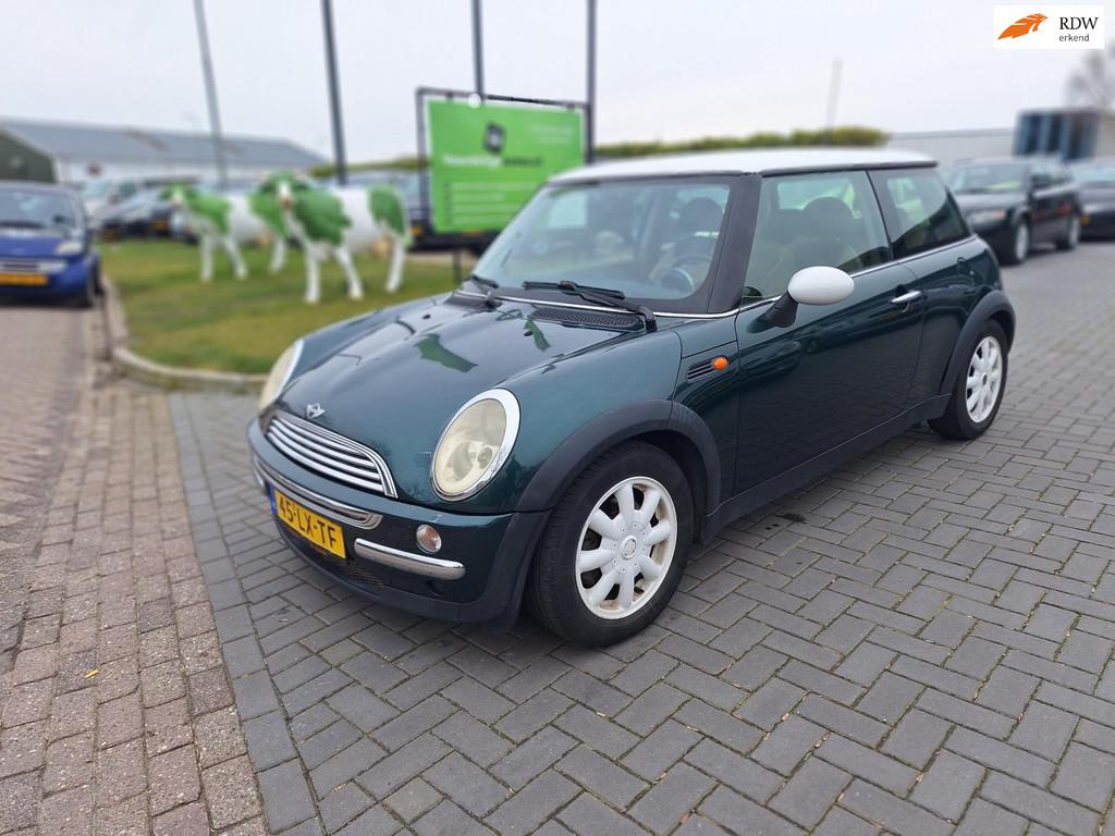 Mini Mini 1.6 Cooper Pepper / Lederen bekleding / Nieuwe APK, Auto's, Voorwielaandrijving, 15 km/l, Gebruikt, Metallic lak