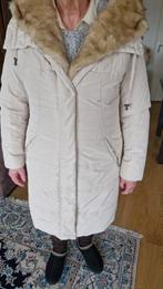 Zeer mooie 3/4 dames mantel., Ophalen of Verzenden, Zo goed als nieuw, Maat 42/44 (L), Beige