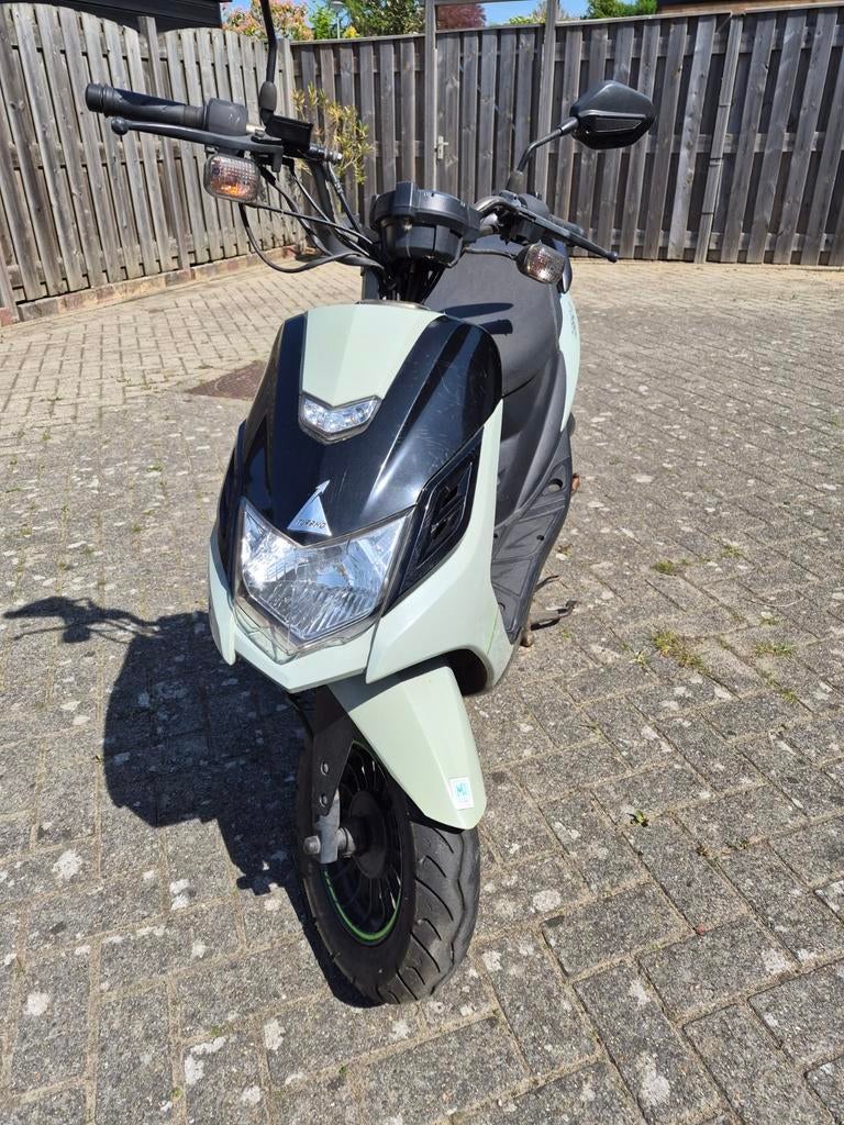 Turbho cd 2 tak scooter, Fietsen en Brommers, Ophalen, Gebruikt, Overige typen, Overige merken