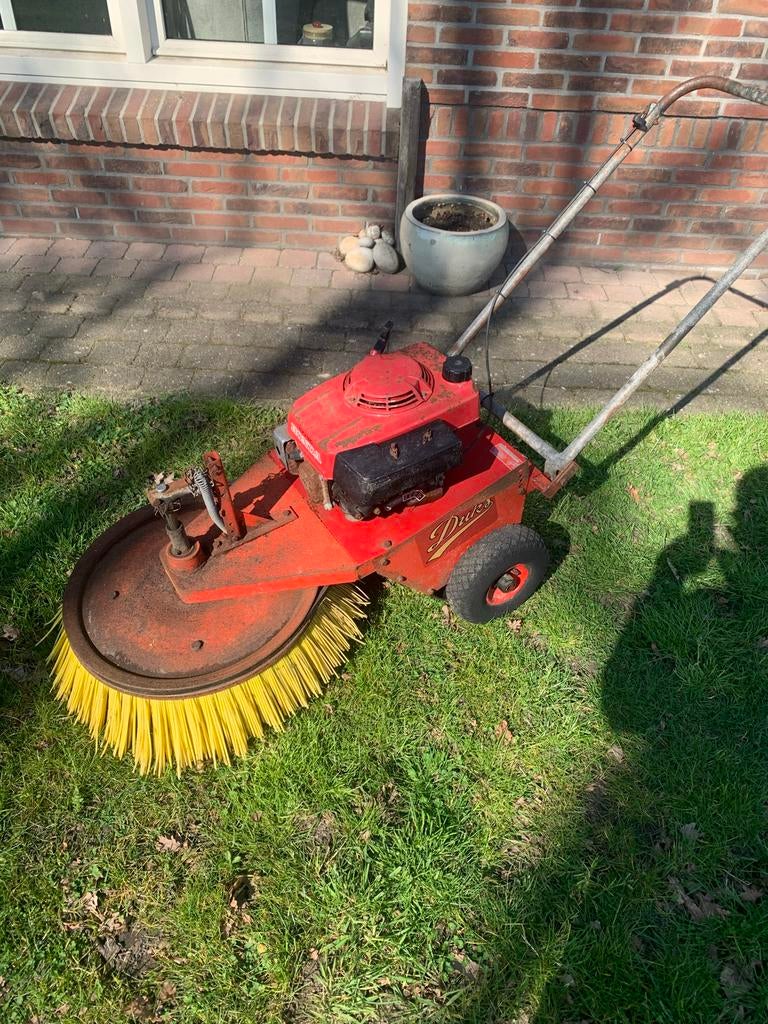Duks veegbezem FM met Honda GXV 120 benzinemotor, Ophalen of Verzenden, Gebruikt