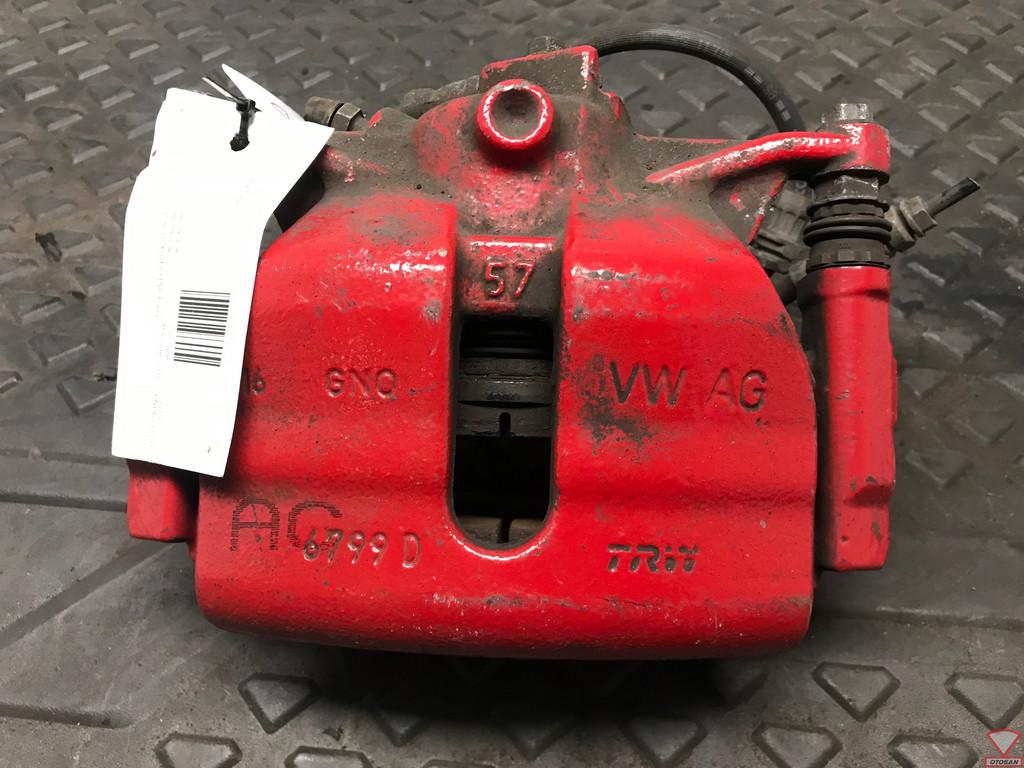 vw golf 7 gti remklauw + remblokken compleet links voor