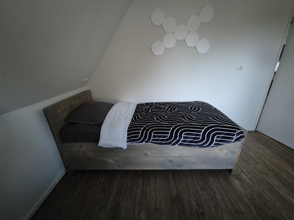 1 Persoons  Steigerhoutenbed, Ophalen, 90 cm, Eenpersoons, Steigerhout