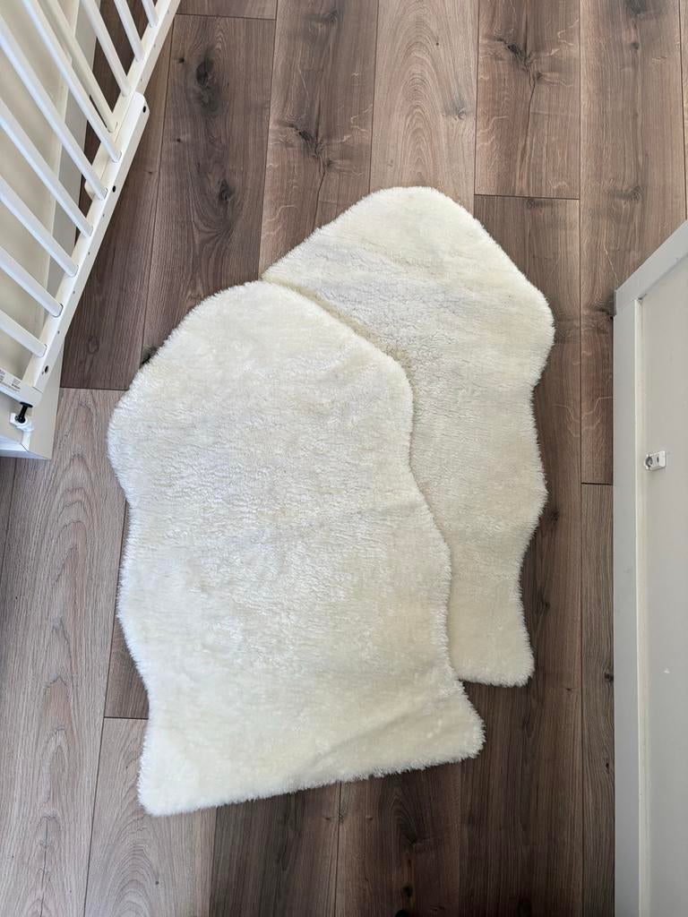IKEA TOFTLUND Kleedjes van nep bont 2 stuks, Huis en Inrichting, Ophalen, Wit, 50 tot 100 cm, Zo goed als nieuw
