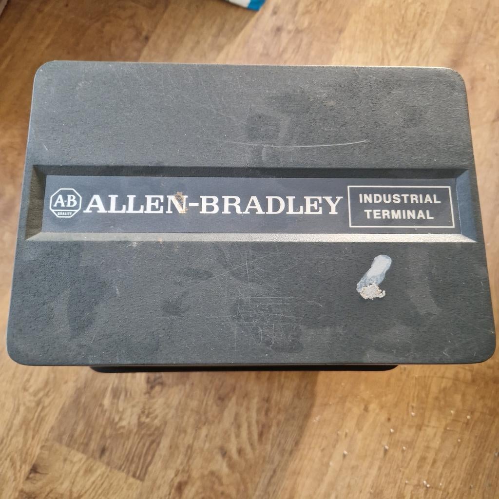 Allen-Bradley 1770-TA Industrieel Terminal Monitor, Computers en Software, Desktop Pc's, Onbekend, Gebruikt, Minder dan 4 GB, Onbekend
