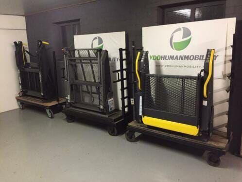 Rolstoelliften Rolstoel lift plateaulift invalide heflift, Ophalen of Verzenden, -, -, -