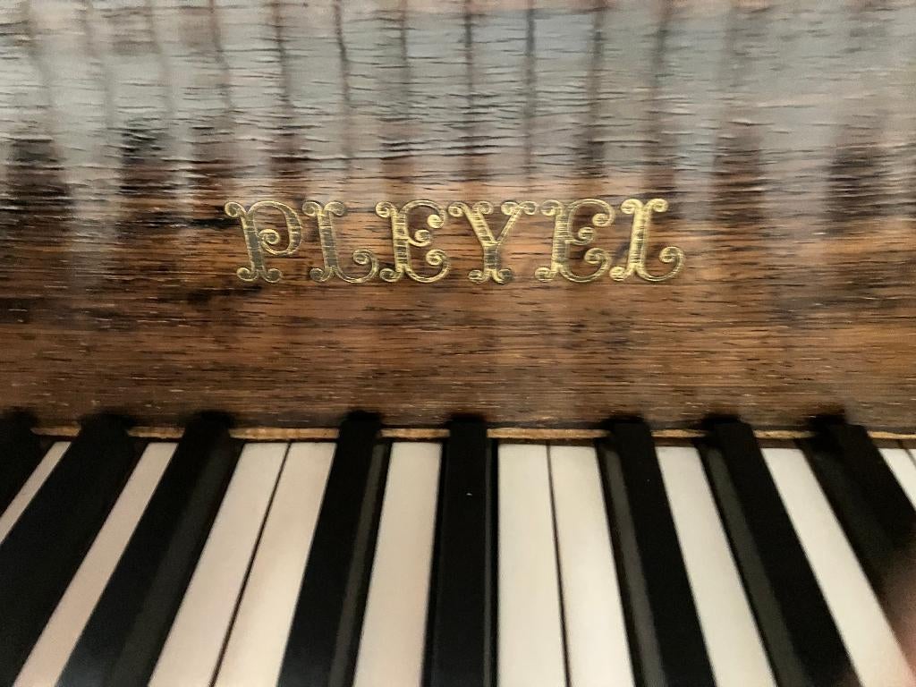 Klassieke piano, Muziek en Instrumenten, Piano's, Ophalen, Gebruikt, Bruin, Vleugel