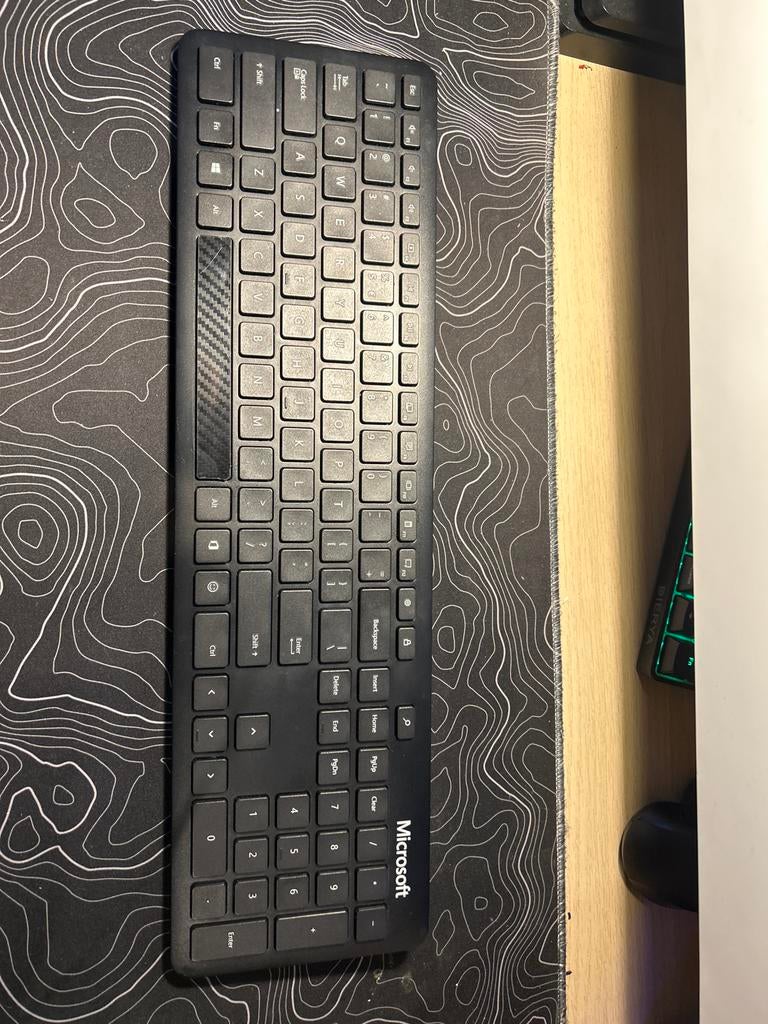 Microsoft bleutooth Toetsenbord, Multimediatoetsen, Ophalen of Verzenden, Zo goed als nieuw, Draadloos