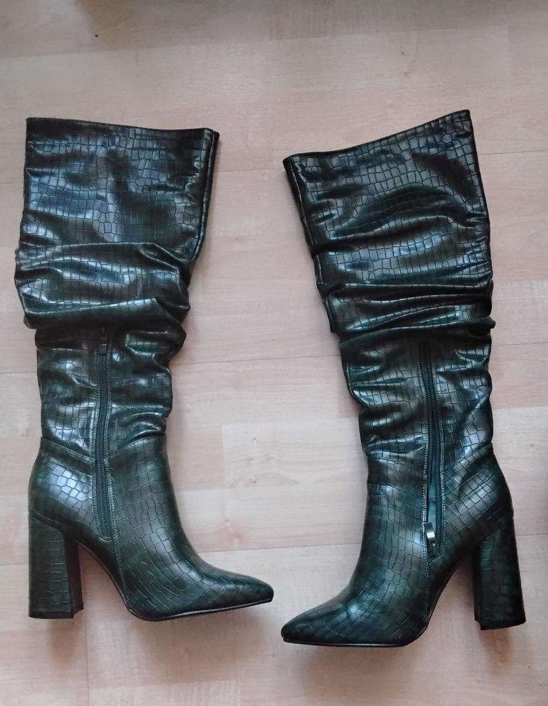 Dames laarzen maat 40 - Groen krokodillenprint, Kleding | Dames, Ophalen of Verzenden, Zo goed als nieuw, Groen, Hoge laarzen
