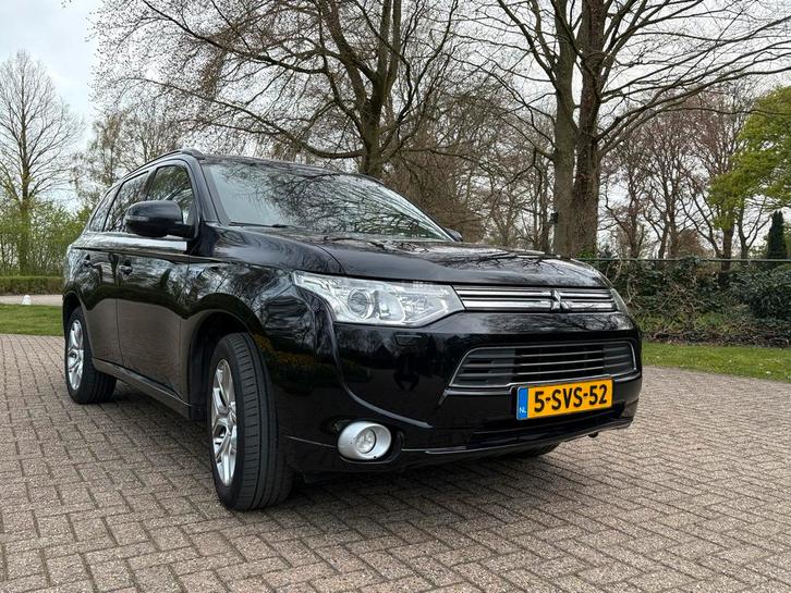 Mitsubishi Outlander PHEV instyle +, Auto's, Mitsubishi, Particulier, Outlander, 4x4, ABS, Achteruitrijcamera, Adaptieve lichten