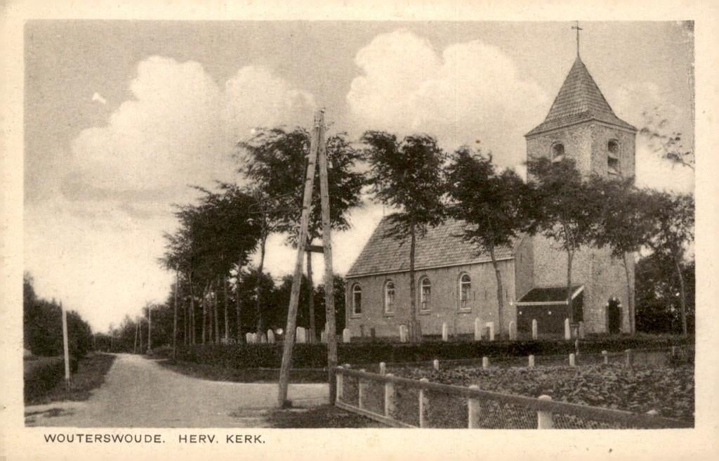 Wouterswoude herv. Kerk # 996, Verzenden, 1920 tot 1940, Ongelopen, Friesland
