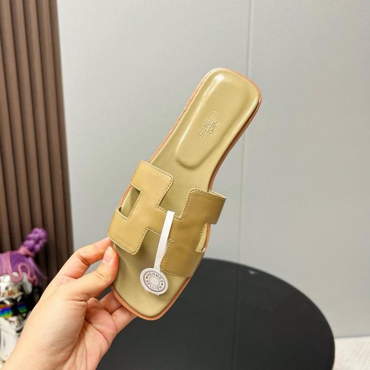 Hermes Oran Sandal | Diverse kleuren & Maten, Kleding | Dames, Schoenen, Nieuw, Sandalen of Muiltjes, Verzenden