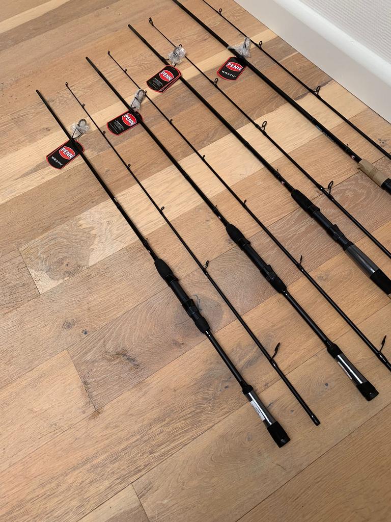 Nieuwe Penn Wrath spinhengels, 2.30m 14-40gr & 2.40m 10-30gr, Werphengel, Nieuw, Ophalen of Verzenden, Penn