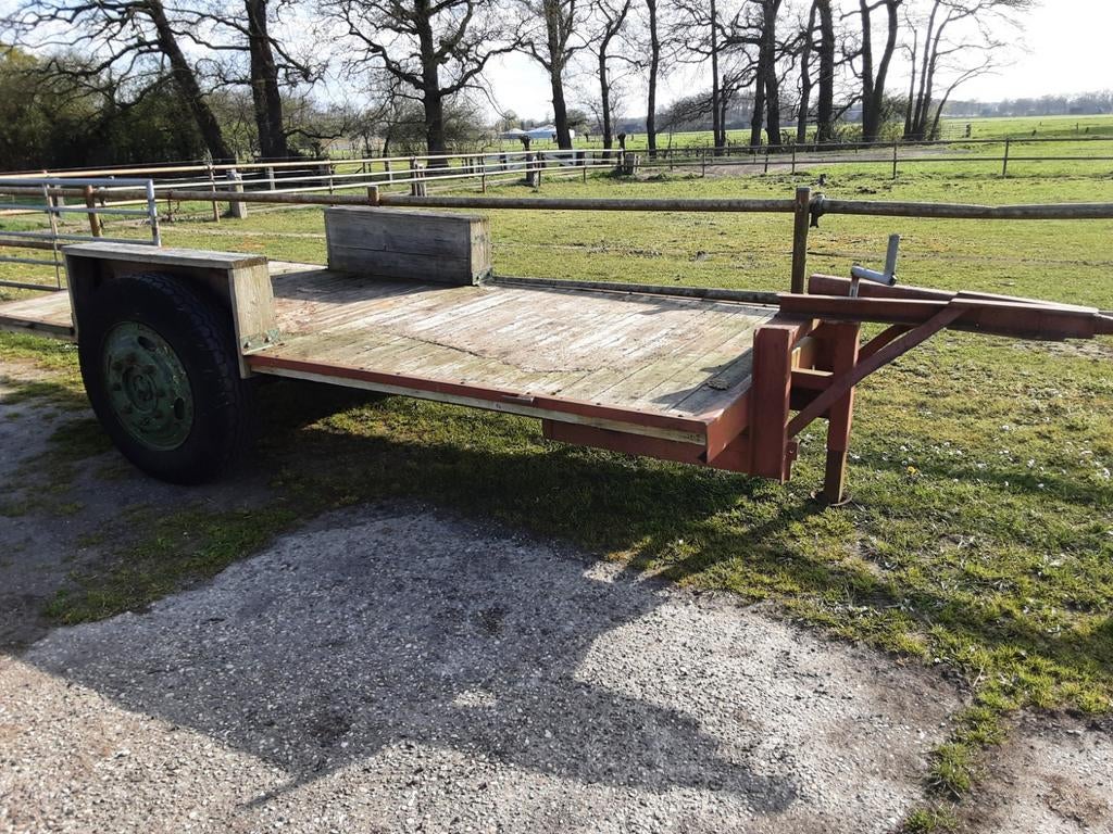 Te koop kar en Goed werkende  hark, Zakelijke goederen, Agrarisch | Werktuigen, Ophalen, Weidebouw