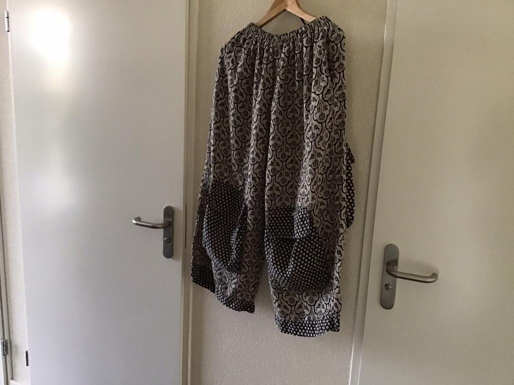 Completo wijde broek XL, Kleding | Dames, Overige kleuren, Maat 46/48 (XL) of groter, Ophalen of Verzenden, Zo goed als nieuw