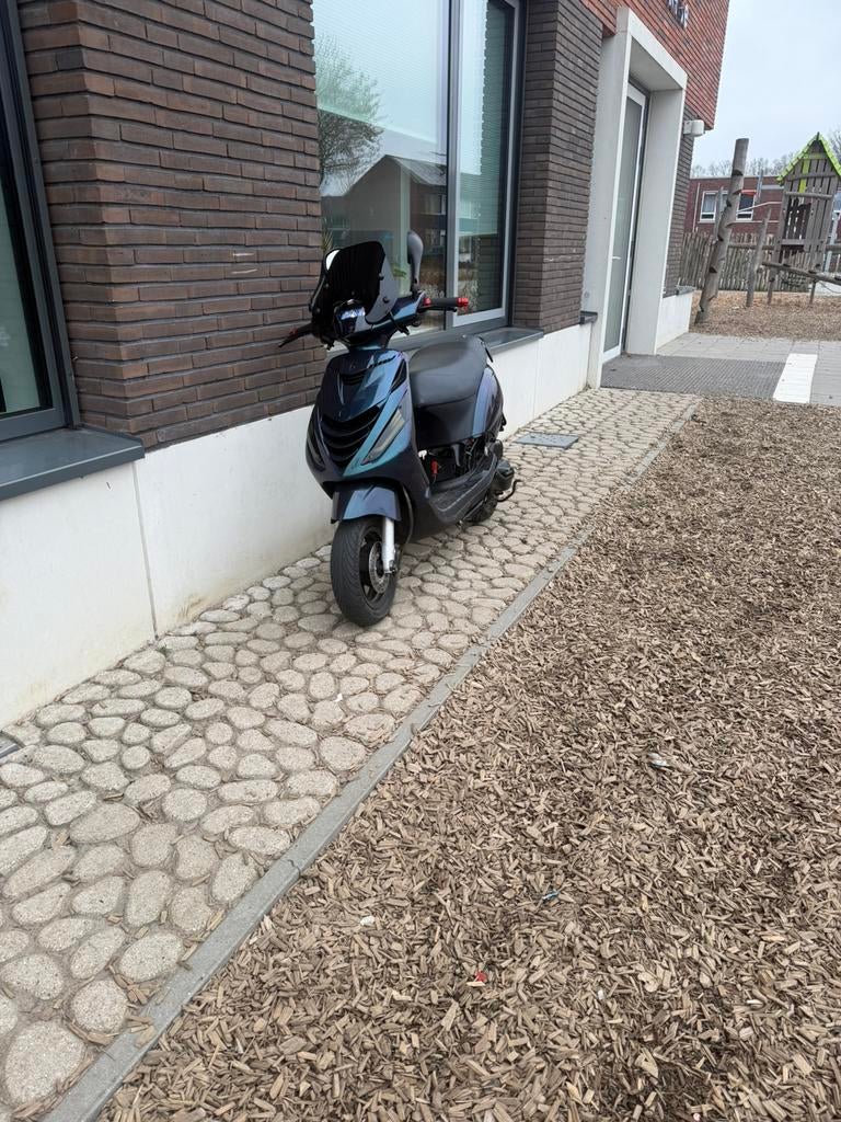 Piaggio zip 70cc, Ophalen, Tweetakt, Maximaal 45 km/u, Zo goed als nieuw