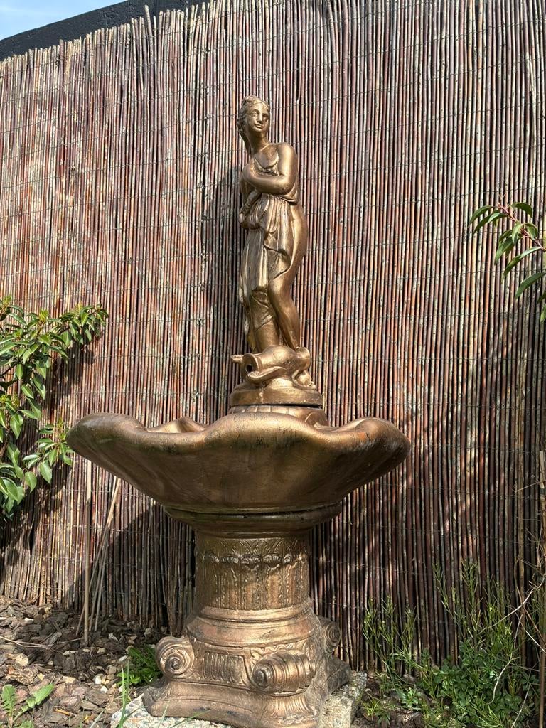 Groot tuinbeeld /fontein, Tuin en Terras, Waterpartijen en Fonteinen, Ophalen, Zo goed als nieuw, Beton, Fontein