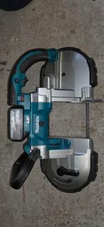 Z.G.A.N. Makita bandzaag DPB180 met oplader en accu's, 70 mm of meer, Overige typen, Ophalen of Verzenden, Zo goed als nieuw