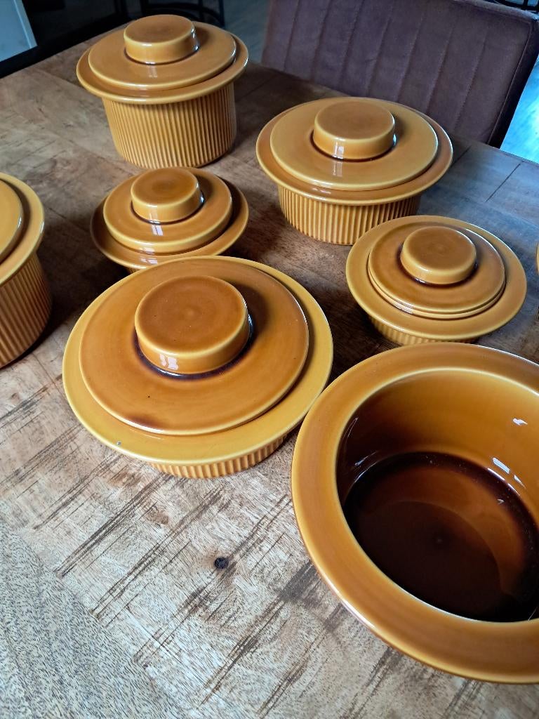 Potterie de driehoek noovo schalen, Huis en Inrichting, Ophalen, Gebruikt, Schaal of Schalen, Overige stijlen