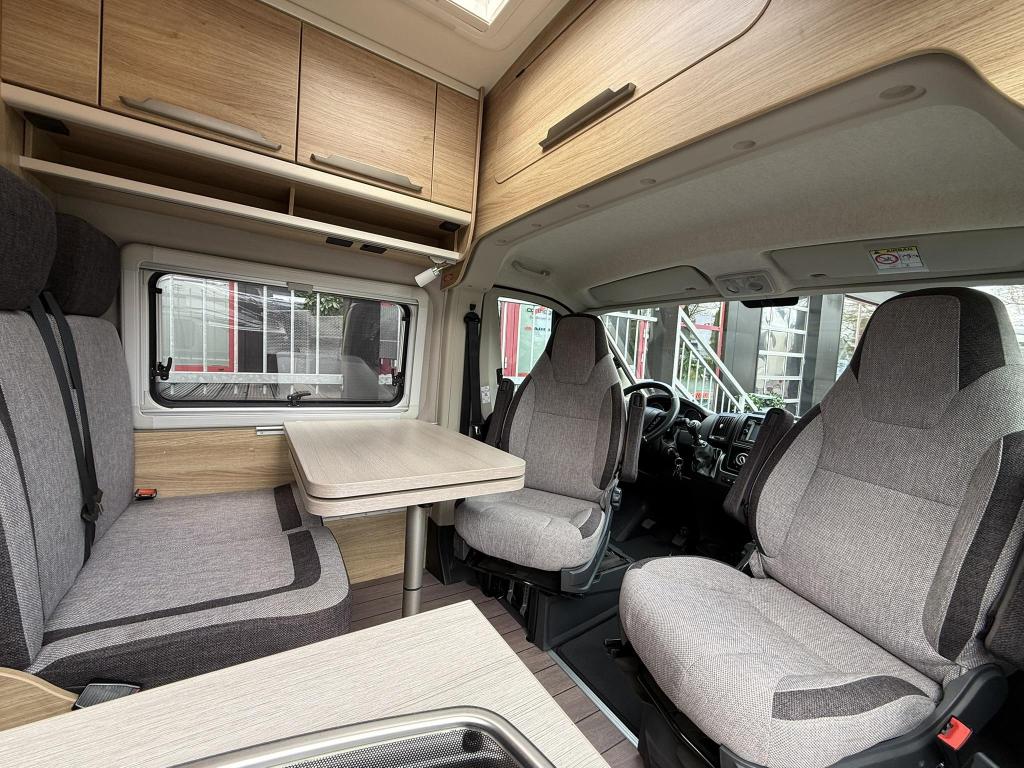 Knaus Boxstar Freeway 630 buscamper lengtebedden NIEUWSTAAT, Caravans en Kamperen, Standaard zit, Ringverwarming, Fiat, 6 tot 7 meter