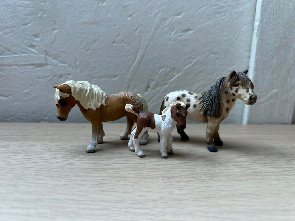 Schleich falabella familie 98, Ophalen of Verzenden, Zo goed als nieuw, Paard, Beeldje of Figuurtje