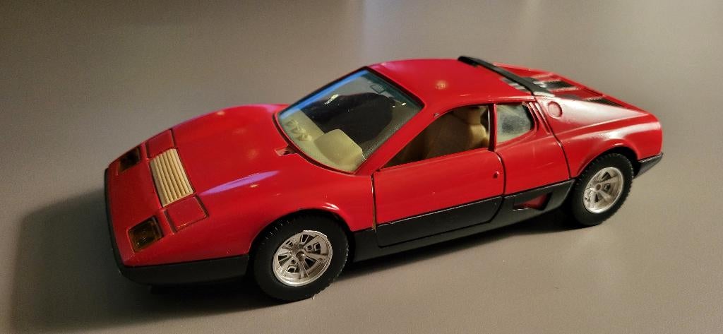 Bburago Ferrari BB512 - 1:24, Ophalen of Verzenden, Zo goed als nieuw, Auto, Bburago