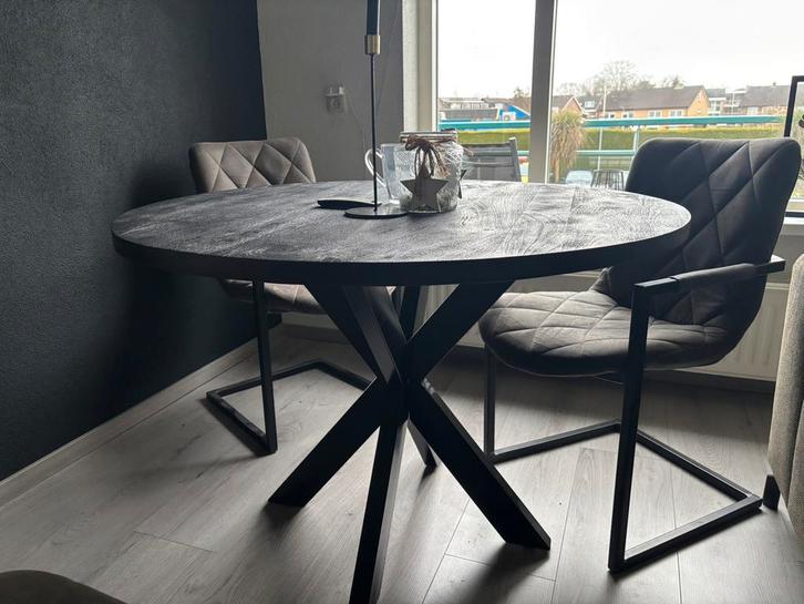 Ronde eetkamertafel, Huis en Inrichting, Tafels | Eettafels, Zo goed als nieuw, 100 tot 150 cm, Rond, Ophalen