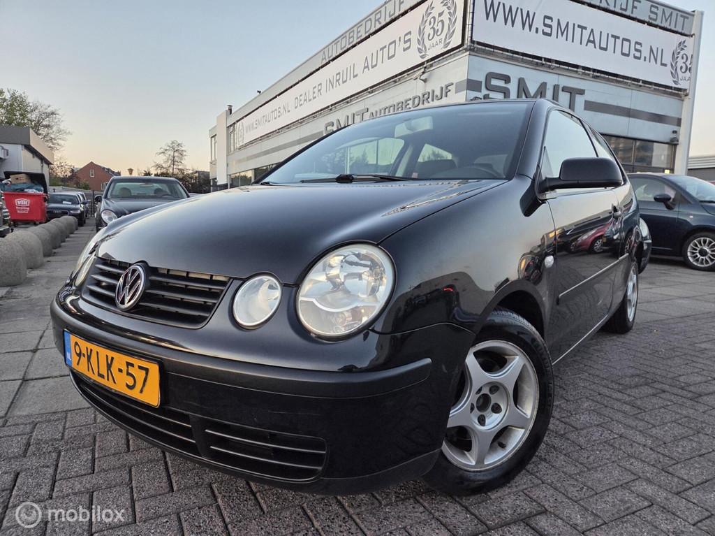 Volkswagen Polo 1.2 Trendline, Voorwielaandrijving, 970 kg, Stof, Zwart