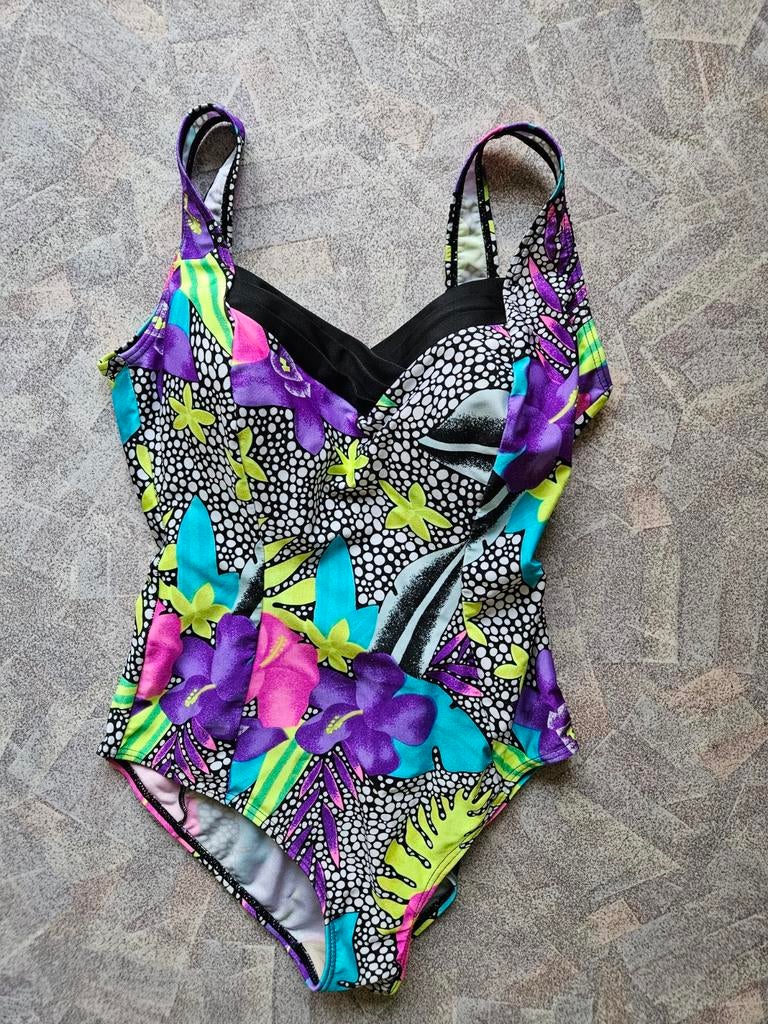 Corrgerend badpak mt 44, ZGAN, Kleding | Dames, Badmode en Zwemkleding, Ophalen of Verzenden, Zo goed als nieuw, Badpak