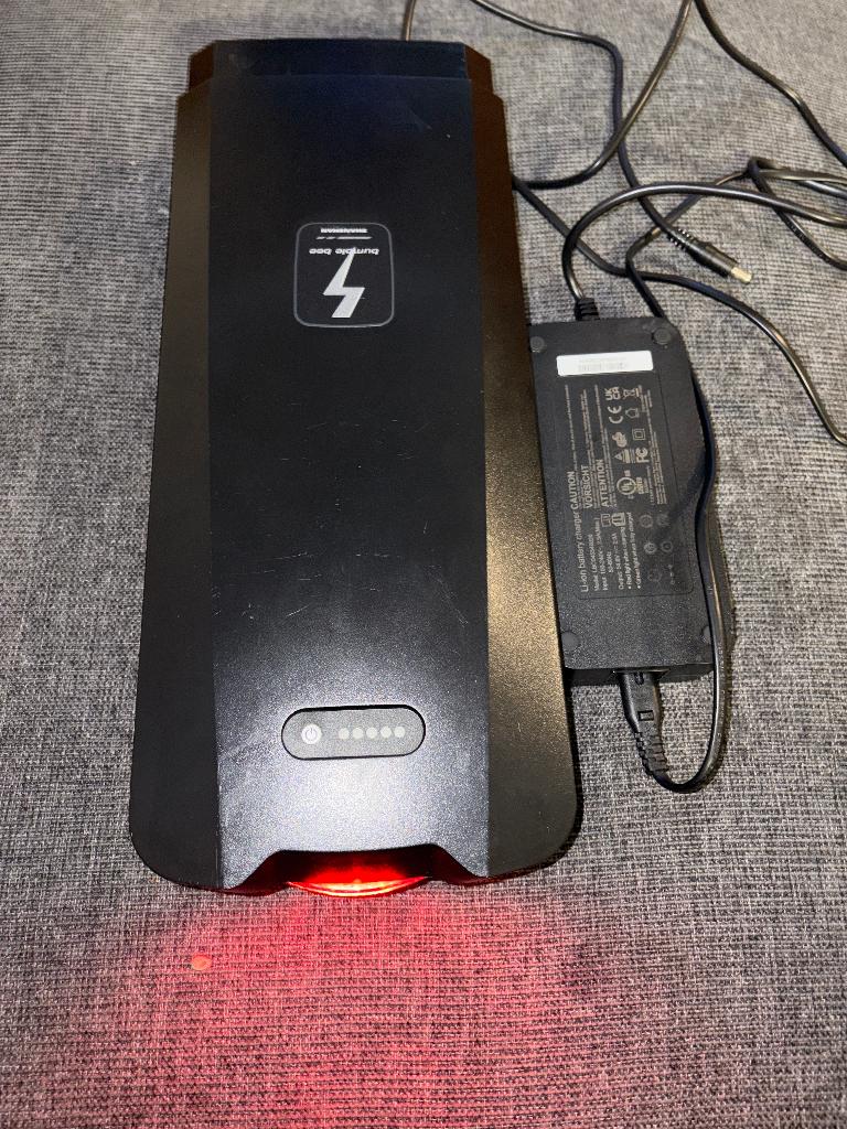 Fatbike batterij met oplader, Fietsen en Brommers, Ophalen of Verzenden, Zo goed als nieuw, Onbekend