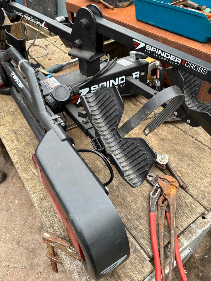 Spinder Cross fietsendrager voor 2 fietsen, z.g.a.n., Auto diversen, Fietsendragers, Zo goed als nieuw, Trekhaakdrager, 2 fietsen