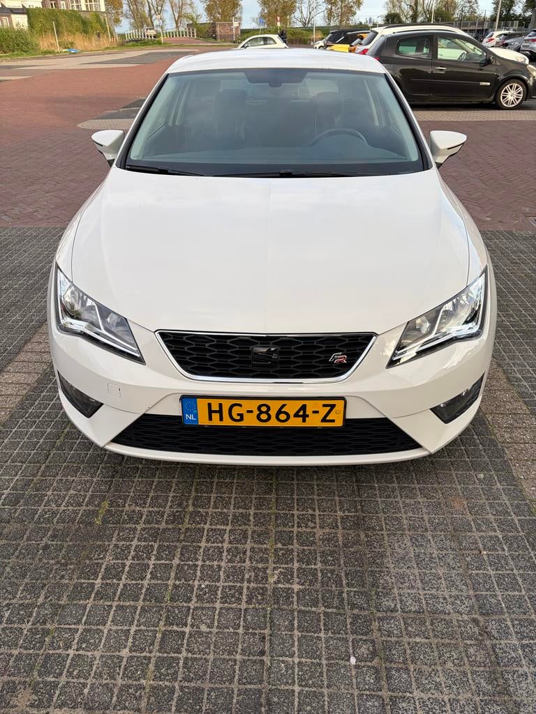 Seat Leon fr 1.4 150pk 2015 Wit, Auto's, Seat, Zwart, 4 cilinders, 150 pk, Leon