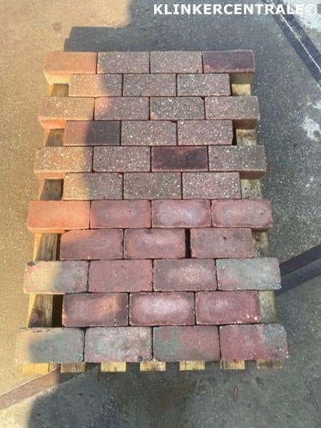 110m2 heide rood betonklinkers keiformaat straatstenen bkk b, Tuin en Terras, Tegels en Klinkers, Bij dit gebruikte product niet te achterhalen