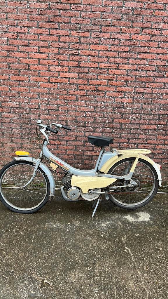 Mobylette eeg, Fietsen en Brommers, Brommers | Oldtimers, Overige merken, Ophalen