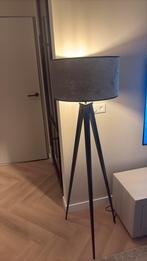 Super mooie 3 poot lamp | Erik kuster style, Huis en Inrichting, Lampen | Vloerlampen, Ophalen, Zo goed als nieuw, 150 tot 200 cm