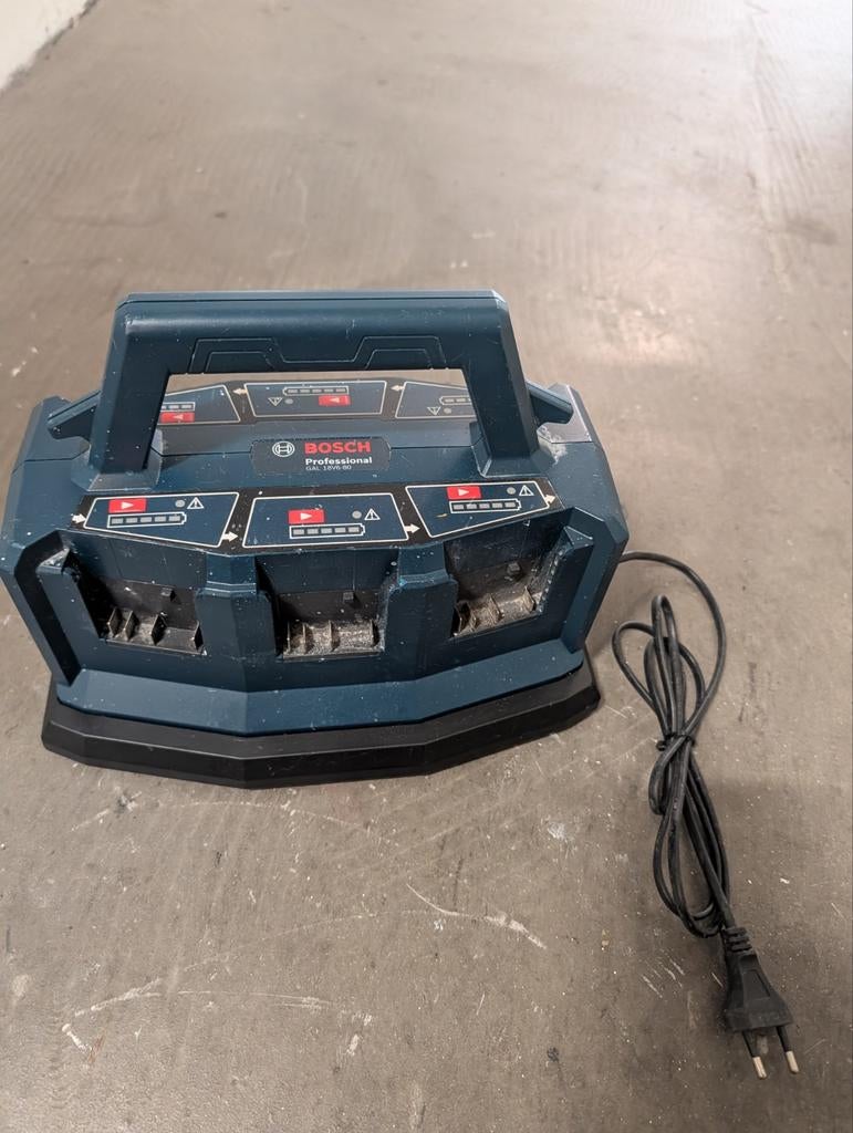 Bosch lader, Ophalen of Verzenden