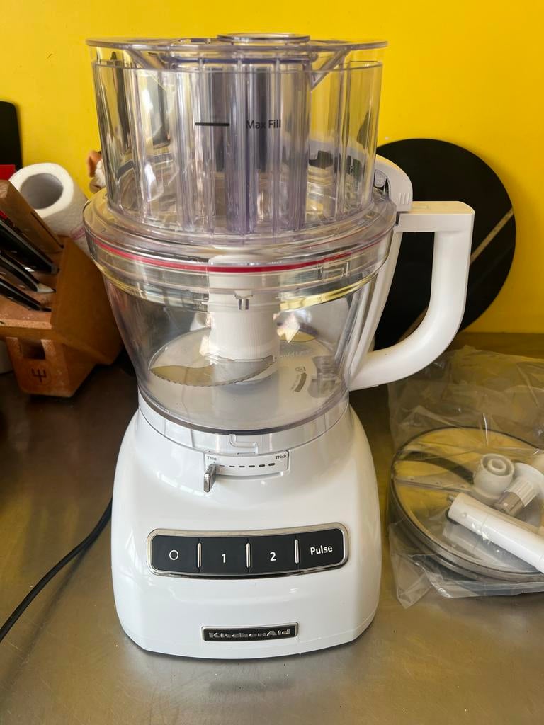 KitchenAid Foodprocessor 5KFP1335 - Zo goed als nieuw, Ophalen of Verzenden, Zo goed als nieuw, Vaatwasserbestendig, 3 snelheden of meer