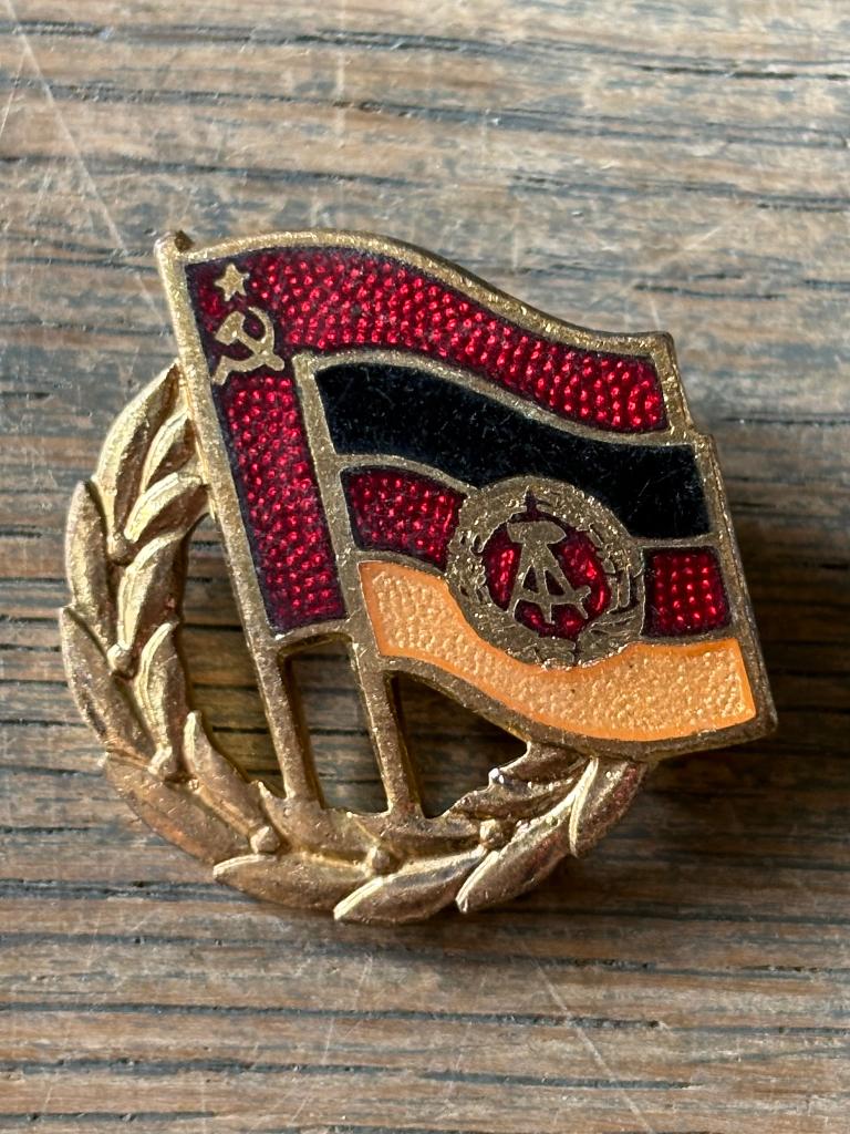 Speld DDR, Postzegels en Munten, Ophalen of Verzenden, Overige materialen, Buitenland