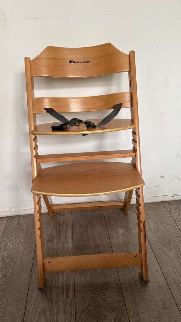 Bebéconfort kinderstoel, Kinderen en Baby's, Kinderstoelen, Ophalen, Zo goed als nieuw, Meegroeistoel, Gordel(s)