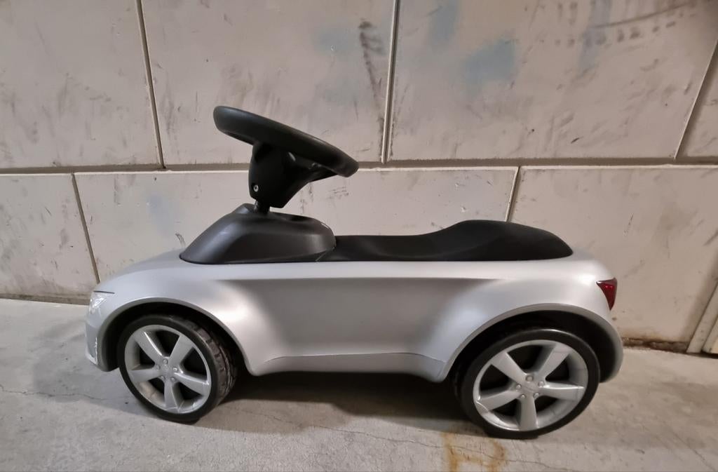Loopauto Audi. Grijze Audi ., Kinderen en Baby's, Speelgoed | Buiten | Voertuigen en Loopfietsen, Ophalen of Verzenden, Zo goed als nieuw