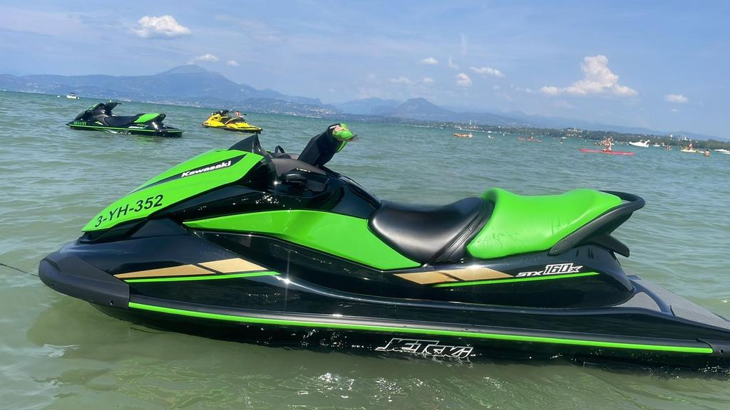 Kawasaki stx 160 waterscooter, Ophalen, Zo goed als nieuw, Benzine, 120 tot 200 pk