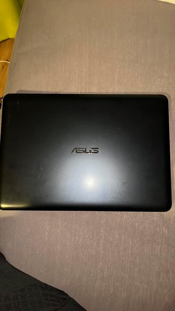 ASUS laptop, Computers en Software, Windows Laptops, Gebruikt, 14 inch, 2 tot 3 Ghz, 4 GB, Qwerty, Met videokaart, Ophalen of Verzenden