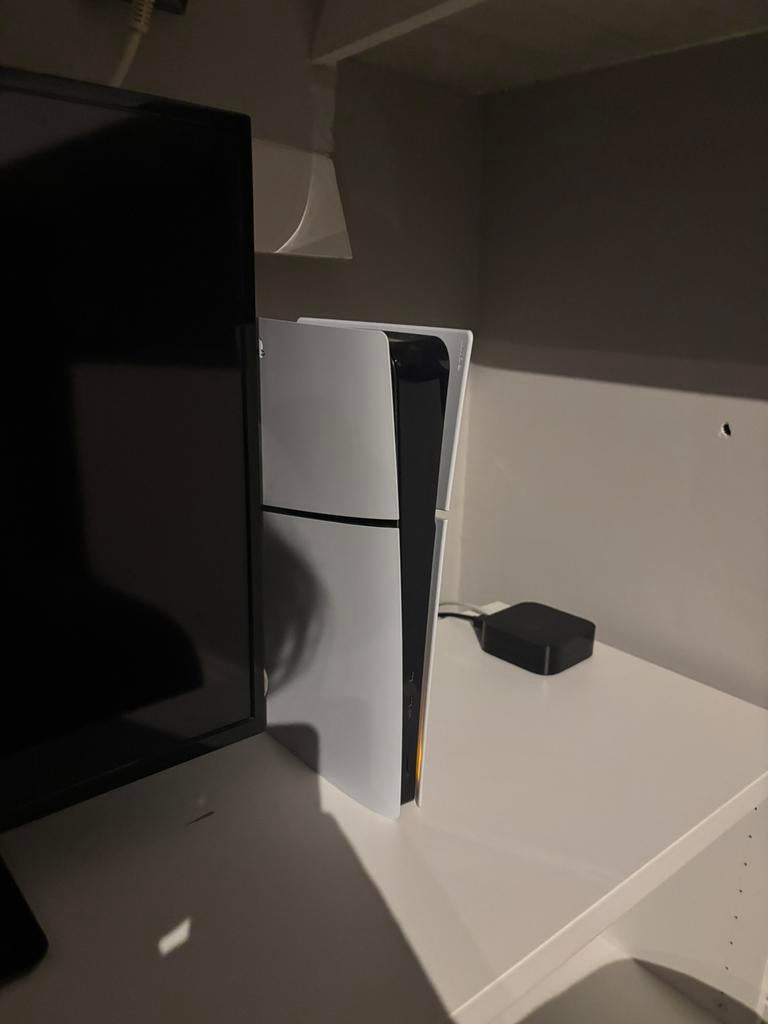 Ps 5.    Alleen ophalen !!! Of gratis brenge rondom nijmege, Spelcomputers en Games, Spelcomputers | Sony PlayStation 5, Gebruikt