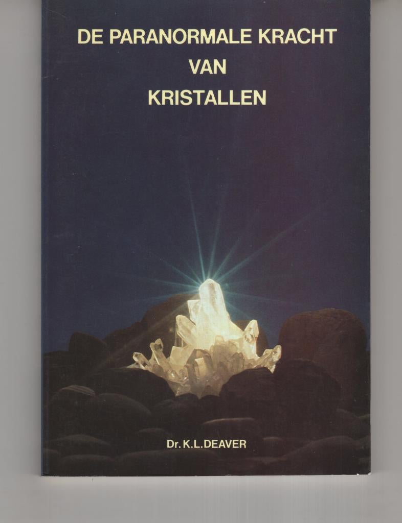 De paranormale kracht van kristallen Deaver, Boeken, Ophalen of Verzenden, Gelezen, Spiritualiteit algemeen, Overige typen