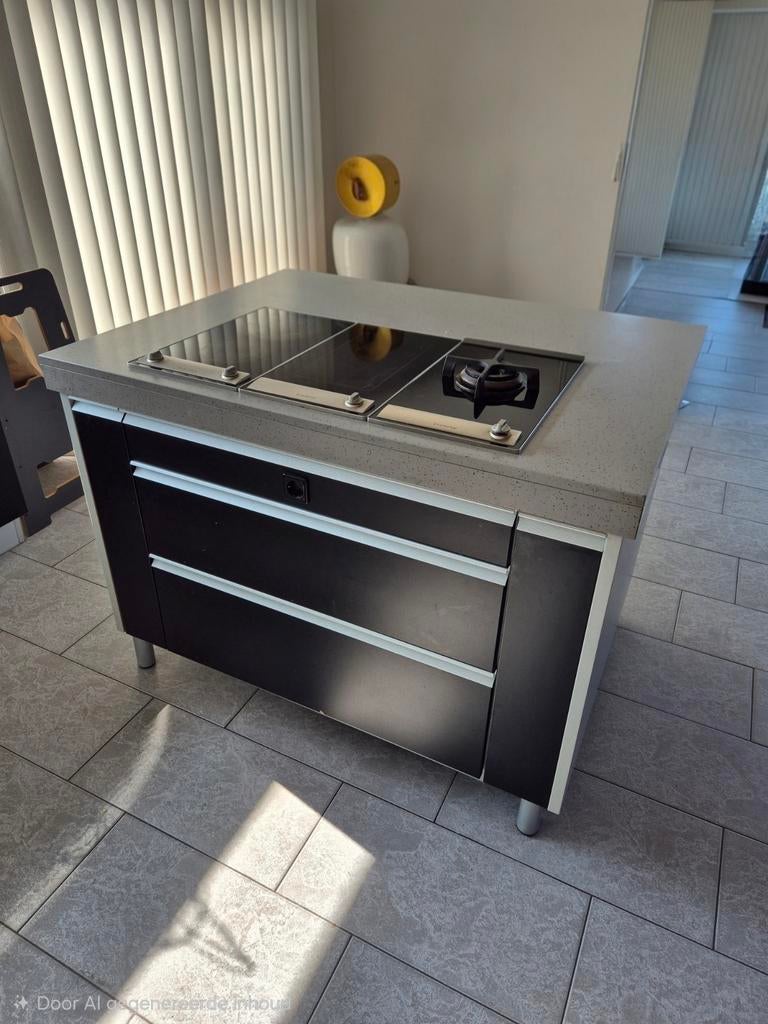 Gebruikte keuken met apparatuur te koop, Huis en Inrichting, Keuken | Complete keukens, Ophalen of Verzenden, Gebruikt, Composiet