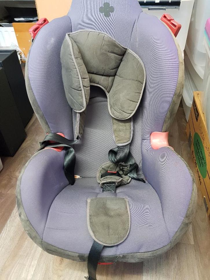 Autostoel van 2 standen 9 tot 18 kilo en 15 tot 25 kilo, Kinderen en Baby's, Autostoeltjes, Zo goed als nieuw, Overige merken