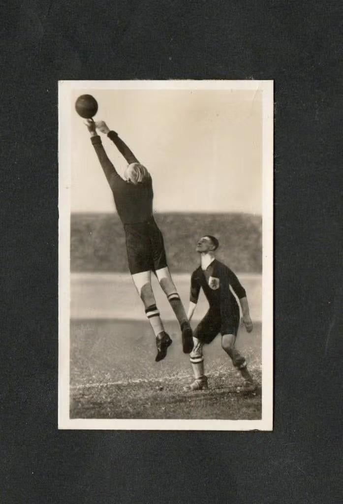 Voetbalplaatje Leo Halle Go Ahead Deventer Ned. Elftal (77)., Verzamelen, Ophalen of Verzenden, Zo goed als nieuw