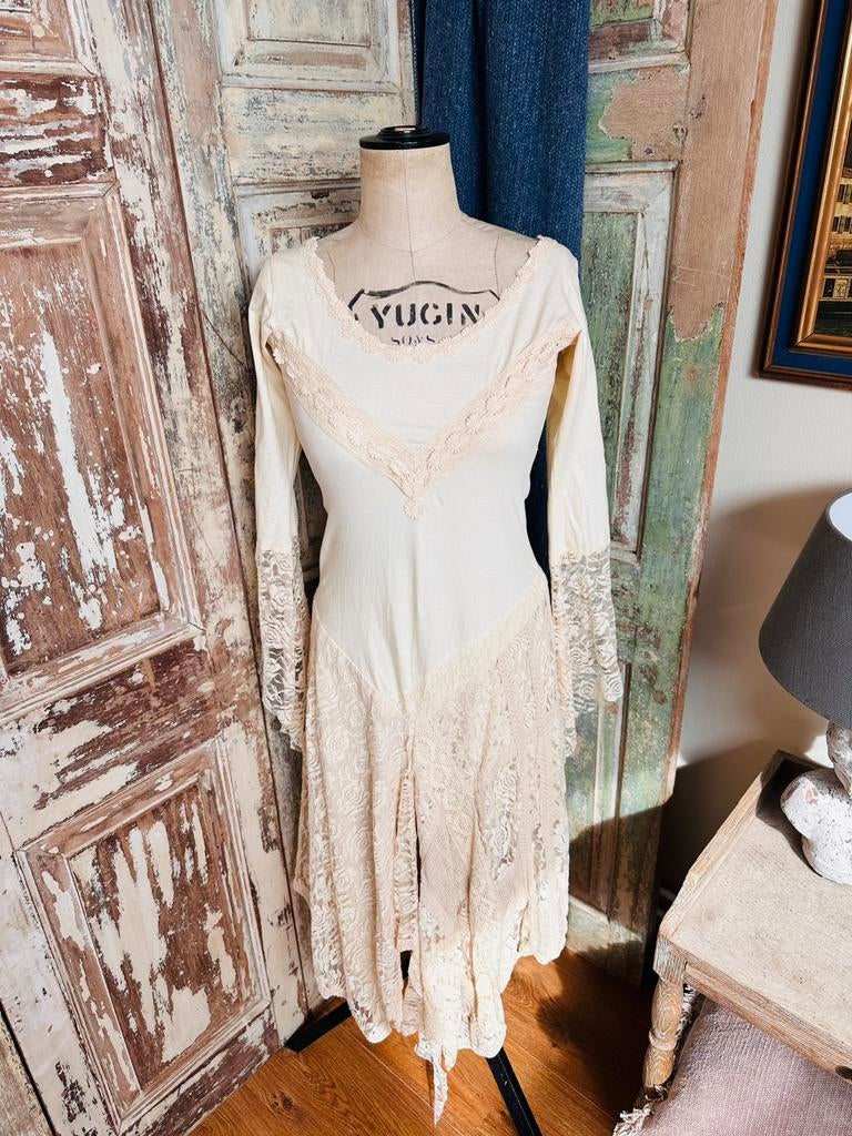 Nw lange room wit kanten boho jurk v the two sisters S, Ophalen of Verzenden, Zo goed als nieuw, Wit, Onder de knie