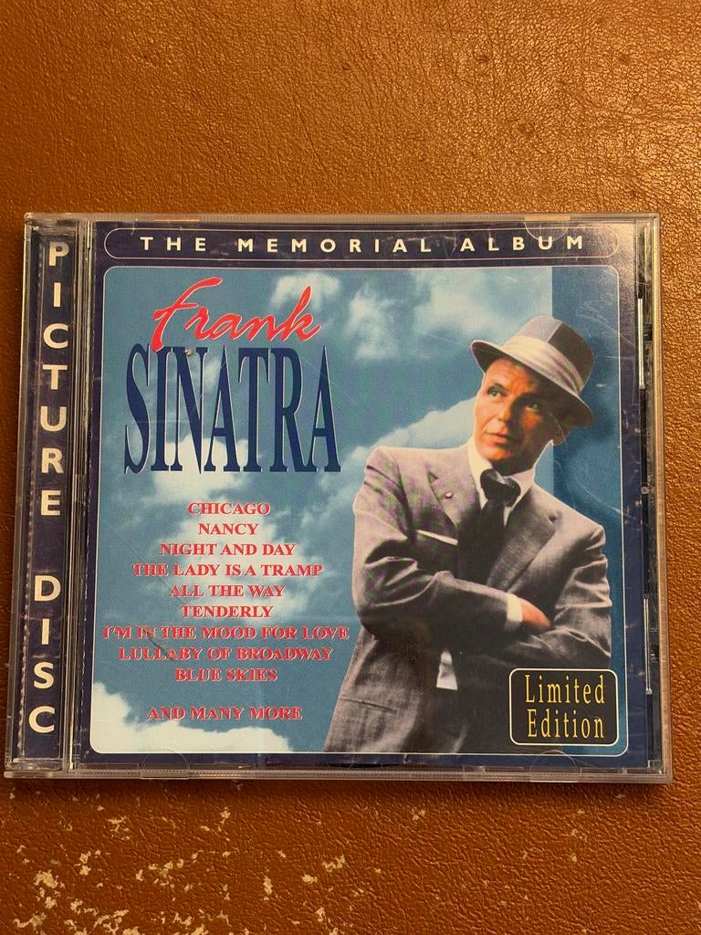Frank Sinatra - The Memorial Album CD Limited Edition, Ophalen of Verzenden, 1980 tot 2000, Zo goed als nieuw, Boxset