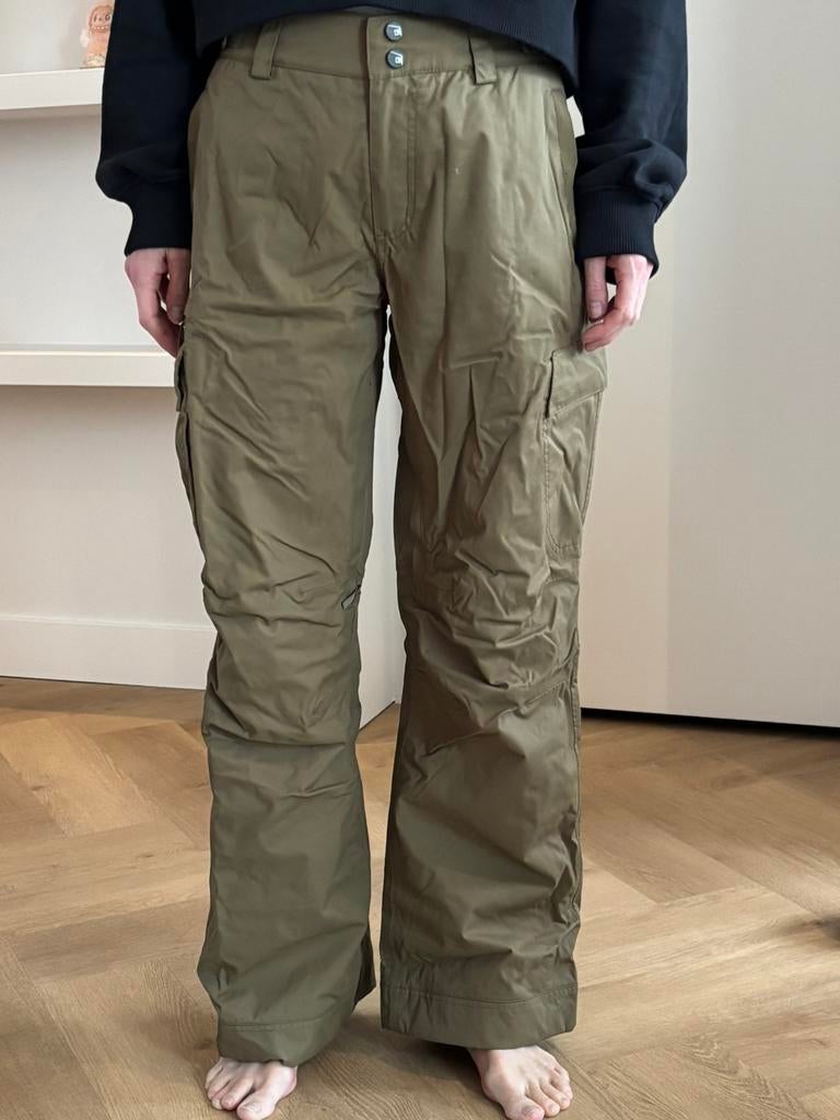 Helly Hansen ski / snowboard broek, Kleding | Dames, Wintersportkleding, Gedragen, Broek, Maat 38/40 (M), Ophalen of Verzenden