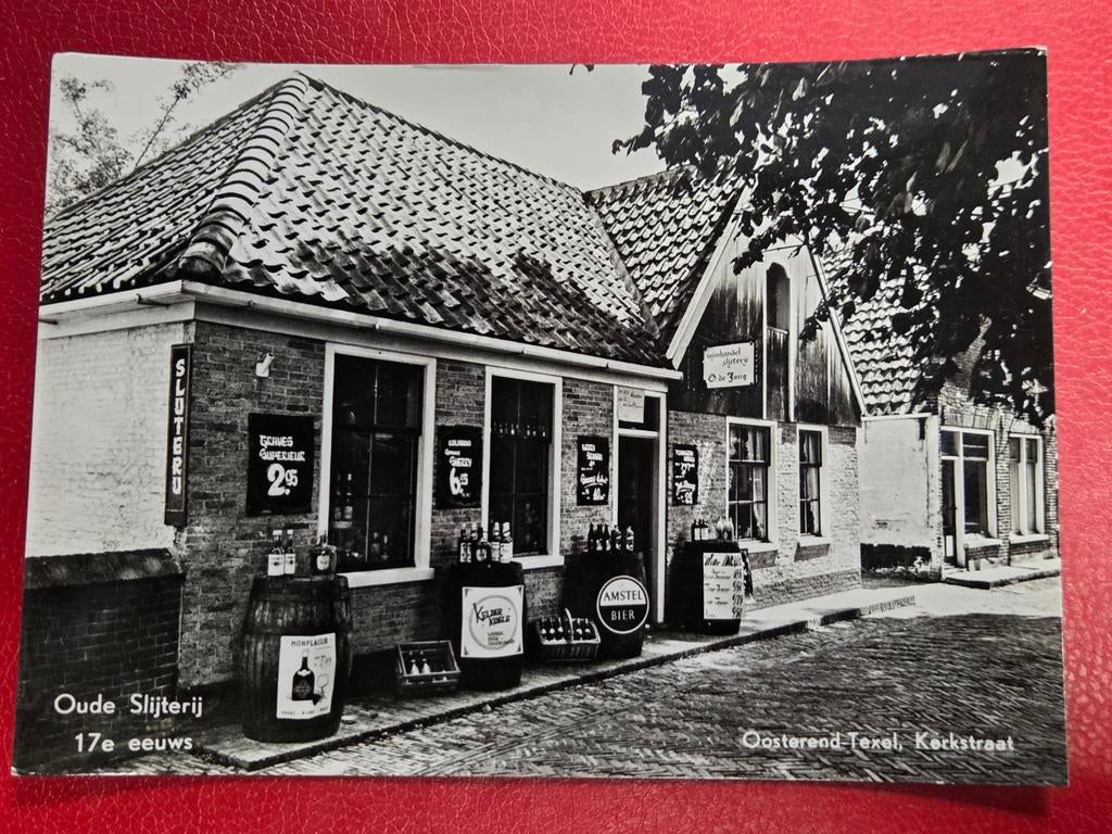 Oosterend op Texel Kerkstraat met oude Slijterij, Ophalen of Verzenden, Waddeneilanden